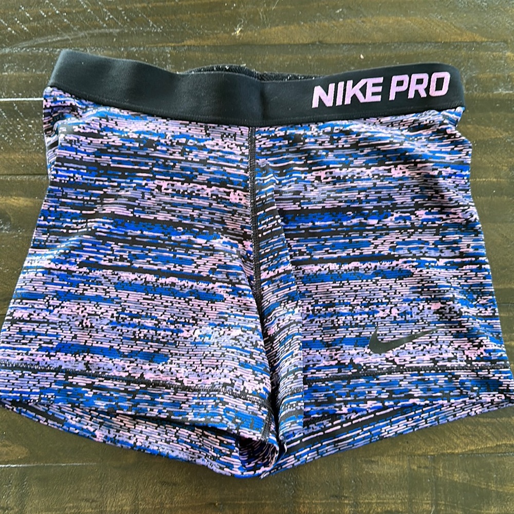 Nike shorts / spandex